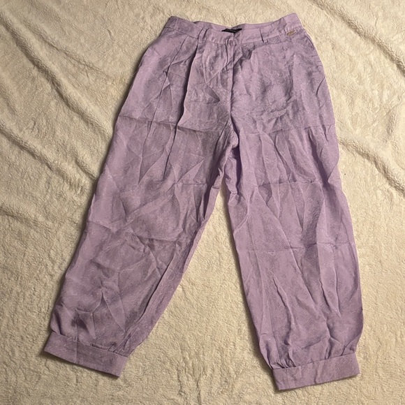EUC Armani exchange size 6 Lavender Pleated trousers - Picture 1 of 4